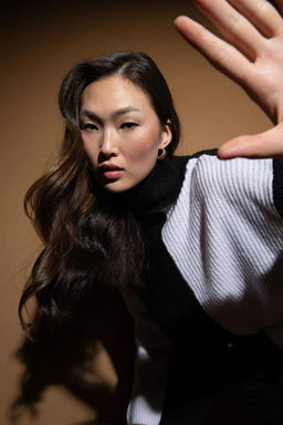 Свитер из ткани Selanik с полуводолазкой свободного кроя