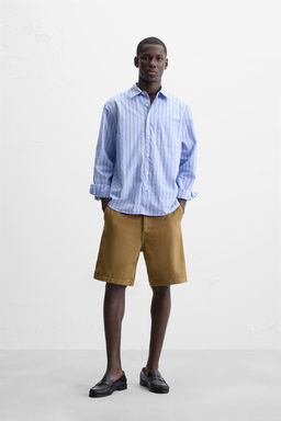 TEXTURED REGULAR FIT BERMUDA SHORTS