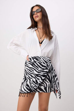 Siyah Beyaz Zebra Desenli Boncuk Detayl_ Mini Kruvaze Etek TWOSS26ET00215 - Trendyolmilla фото 2