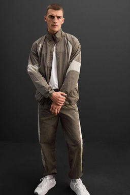 COLOUR BLOCK TECHNICAL JOGGERS - Zara фото 15