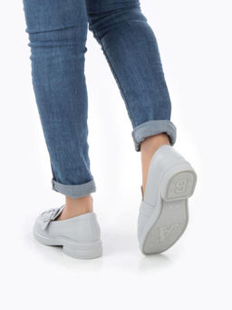 03-PDJ71-3 LT. GRAY Лоферы женские (натуральная кожа)