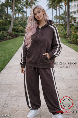 Женский костюм спортивный