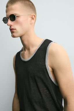 CAMISETA TANK PUNTO MEZCLA LINO CONTRASTE / Negro