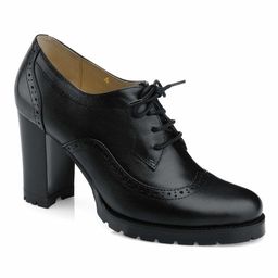 Закрытые туфли на шнурках.SATEG