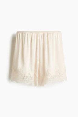 Pantal?n corto de pijama en sat?n con encaje