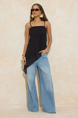 Siyah Asimetrik Kesim Dantel Party Bluz TPRSS26BZ00056