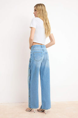 Mavi DOKUMLU Dugme Detayl? %100 Pamuk Yuksek Bel Wide Leg Jeans TWOSS26JE00081 - Trendyolmilla фото 7