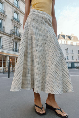 SANDALIA TAC?N CU?A / Negro - Zara фото 3