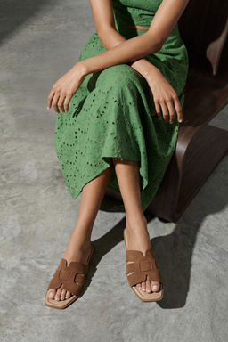 Trendyol Shoes Ekru Tek Bant Gunluk Kad?n Terlik TAKSS24TE00010 - Trendyolmilla фото 26