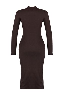 Kahverengi Vucuda Oturan Y?rtmacl? Bisiklet Yaka Midi Fitilli Esnek Orme Elbise TWOAW21EL0135