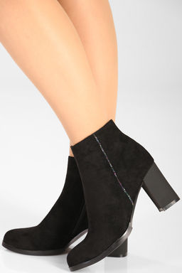 Ботинки женские