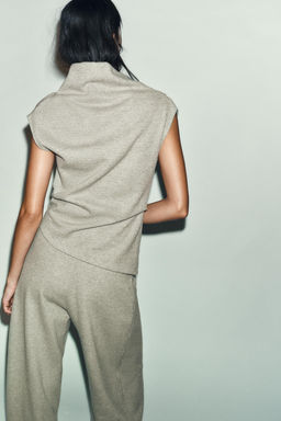 SLEEVELESS TOP - Zara фото 3