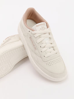 Женские кеды REEBOK CLUB C 85 Артикул 4271242, молочно-белый