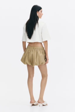 Camiseta cropped con detalles decorativos - H&m фото 5