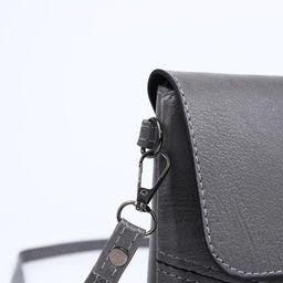 Сумка-клатч на магните, длинный ремень, цвет серый - Simaland фото 5