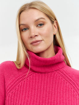 водолазка женская в цвете фуксия с рукавом реглан - Glenfield фото 5