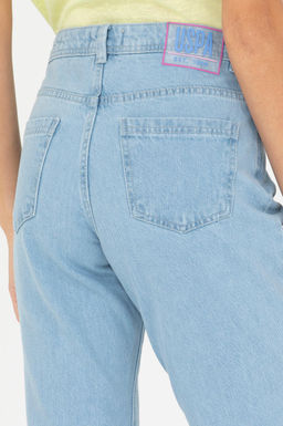 Джинсы Boyfriend Fit светло-голубые из хлопка