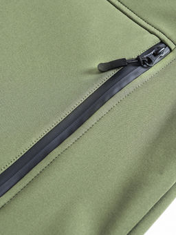 Ветровка спортивная мужская с капюшоном softshell цвета хаки 9563Kh