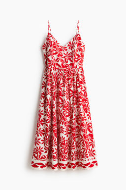 Vestido con tirantes espagueti