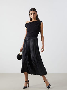 Beli Lastikli Saten Kad?n Pileli Etek