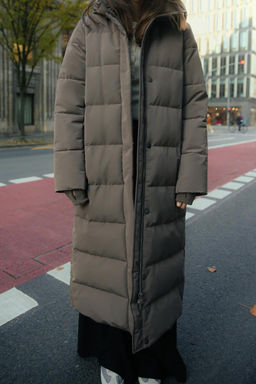 LONG HOODED WATER AND WIND RESISTANT PUFFER JACKET - Zara фото 7
