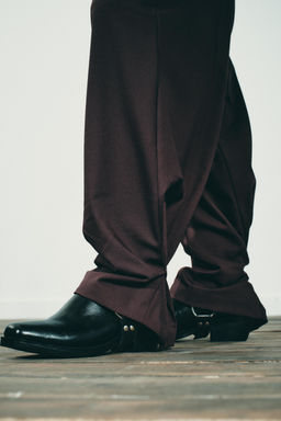 PLEATED TROUSERS WITH BUTTON HEM - Zara фото 7