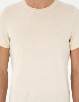 Ekru Slim Fit Bisiklet Yaka %100 Pamuk Triko T-shirt