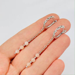 Серьги на цепочке с Лунным камнем