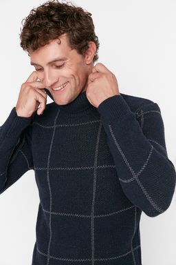 Lacivert Slim Fit Yunlu Bal?kc? Yaka Ekose Desenli Triko Kazak TMNAW21KZ0398