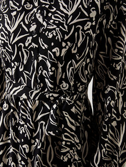 Hakim Yaka Desenli Elbise