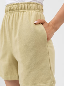 Шорты свободного силуэта в желто-зеленом цвете желто -зеленый 332296 - Mark formelle фото 4