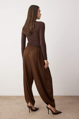 Siyah Soft Touch Havuc/Salvar Kal?p Esnek Orme Esofman Alt? Pantolon TWOAW25EA00001 - Trendyolmilla фото 9