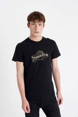 Slim Fit Dar Kesim Bisiklet Yaka Bask?l? K?sa Kollu Tisort