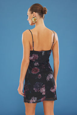 TRENDYOLMILLA Siyah Ask?l? Cicek Bask?l? Tul Degaje Yaka Skater/Belden Ac?lan Mini Orme Elbise TWOSS25EL00380  фото 5
