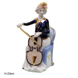 Статуэтка Дама 23 см / 141105 /уп 24/