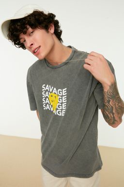 TRENDYOL MAN Antrasit Oversize/Genis Kesim Soluk Efekt Yaz? Bask?l? %100 Pamuklu T-Shirt TMNSS22TS0237 - Trendyolmilla фото 2