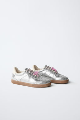 METALLIC CHARM TRAINERS - Zara фото 3