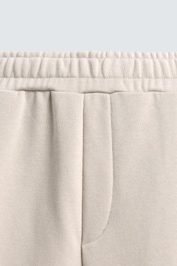 WIDE-LEG JOGGER TROUSERS