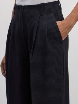 Широкие брюки с защипами / Zarina фото 5