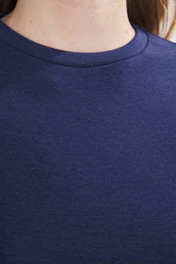 TRENDYOLMILLA Gri Melanj Interlok Fitted/Vucuda Oturan Esnek Orme T-Shirt TWOSS25TS00186  фото 3