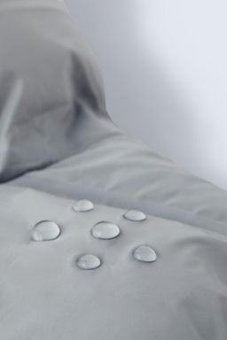 WATER-REPELLENT HOODED PUFFER JACKET - Zara фото 19