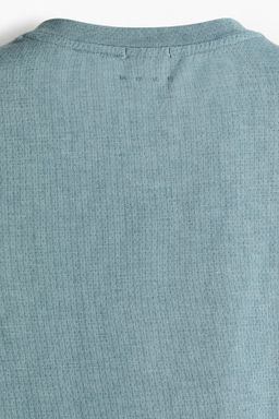 Camiseta de deporte con DryMove Regular Fit - H&m фото 9