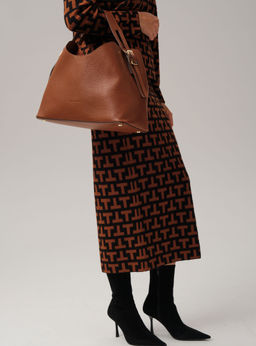 Кожаная сумка Deboro 30982 фундук