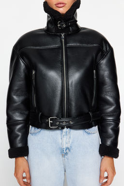 Siyah Regular Kal?p Pelus Detayl? Suni Deri Biker Ceket Mont TWOAW24MO00279