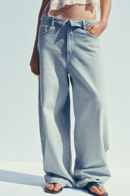 TRF FOLDED HIGH-WAIST JEANS - Zara фото 3
