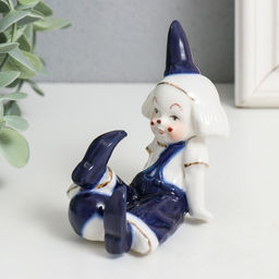 Фигурка керамика «Маленький клоун в колпаке с мячом», 8.5×5×7 см