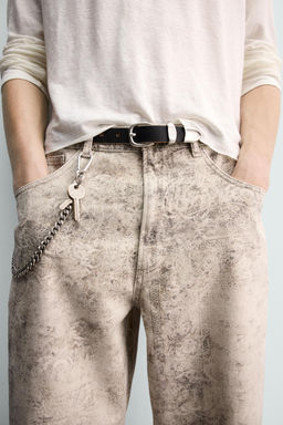 PANTAL?N BAGGY FIT ESTAMPADO ABSTRACTO / Estampado