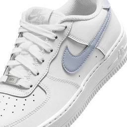 Кроссовки детские