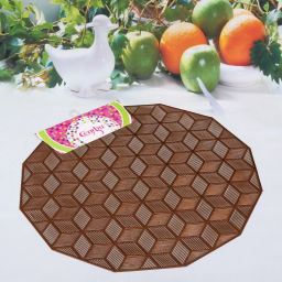 Цена за 2 шт. Салфетка плетеная 38см "Кубики" терракот