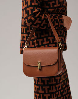 Сумка Deboro 31025 коричневый фундук